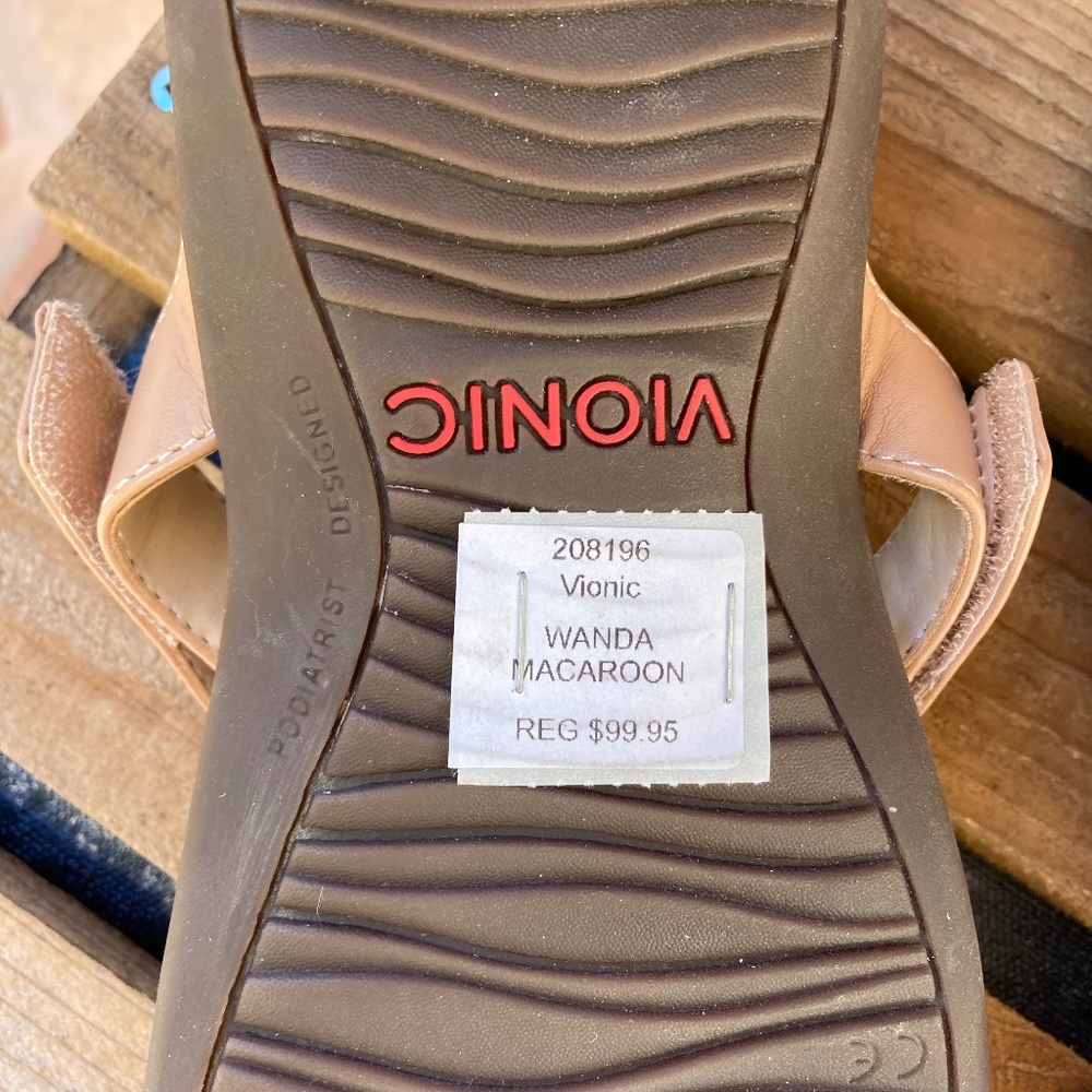 Vionic sandals - Picture 3 of 4